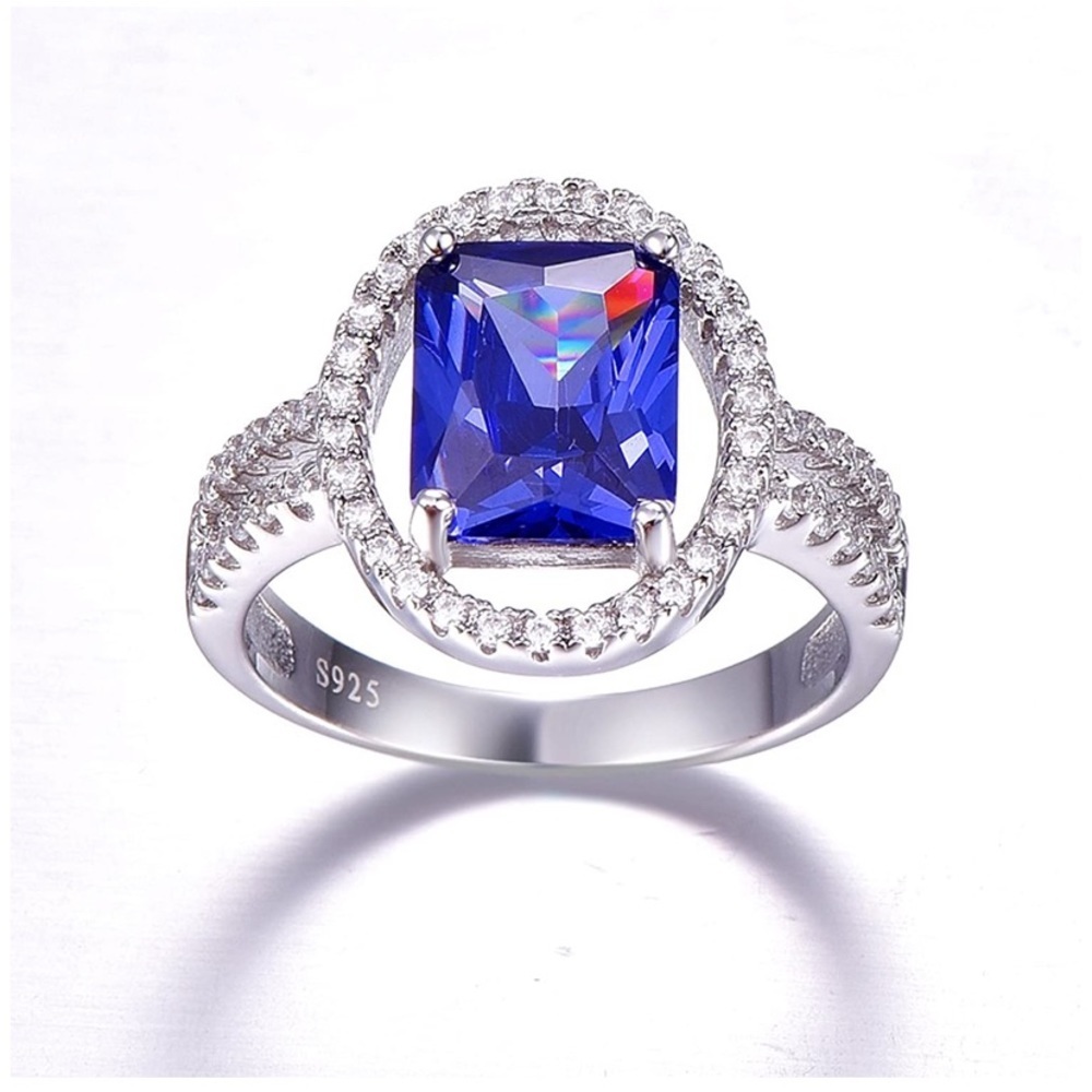 Vintage Tanzanite Halo Ring